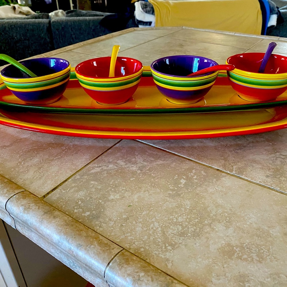 Laurie Gates Sombrero Serving Tray and Bowls and spoons hand painted 23”